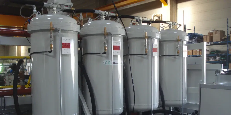 4 tours à bougie OMICRON